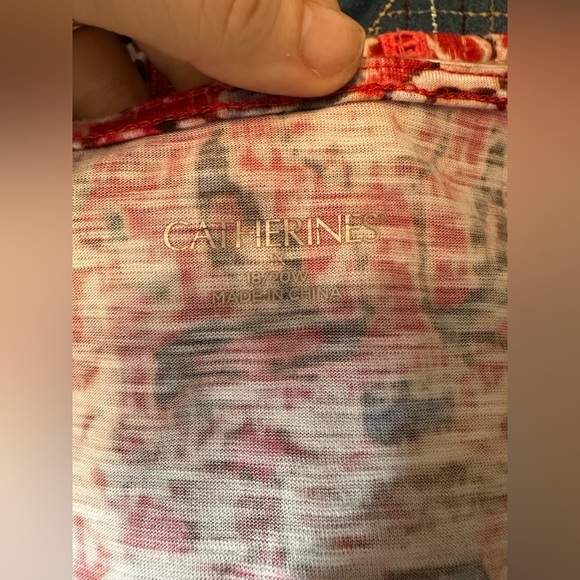 Catherine’s Pink Paisley v neck paisley shirt with tassels tie Size 18/20 #1578 - Picture 7 of 8